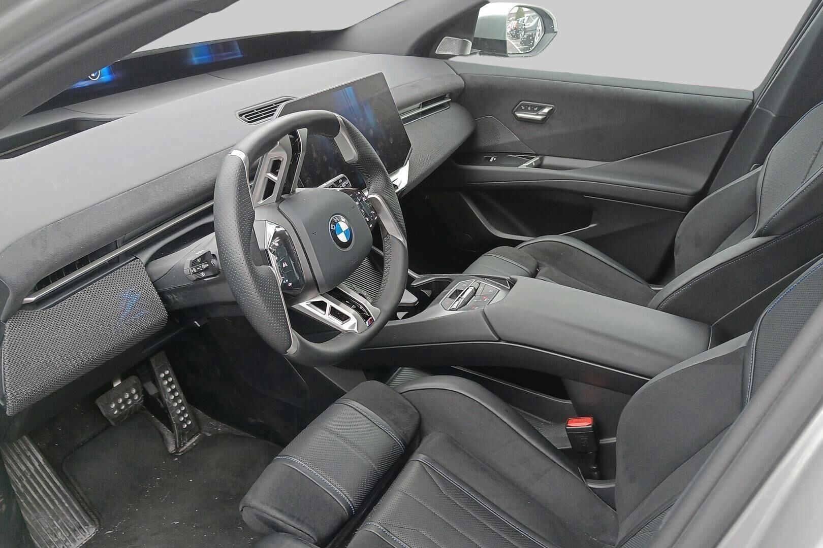 BMW iX3 iso kuva 1