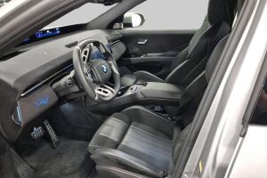 BMW iX3 esikatselu 6