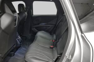 BMW iX3 esikatselu 19