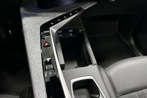 Peugeot E-3008 esikatselu 18