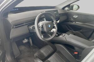 BMW iX3 esikatselu 1