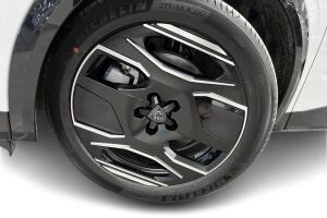 Peugeot E-3008 esikatselu 12