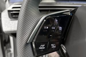 Peugeot E-3008 esikatselu 16