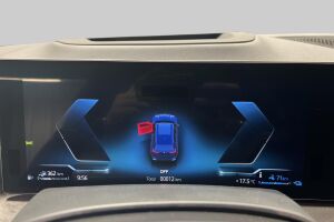 BMW X5 esikatselu 16