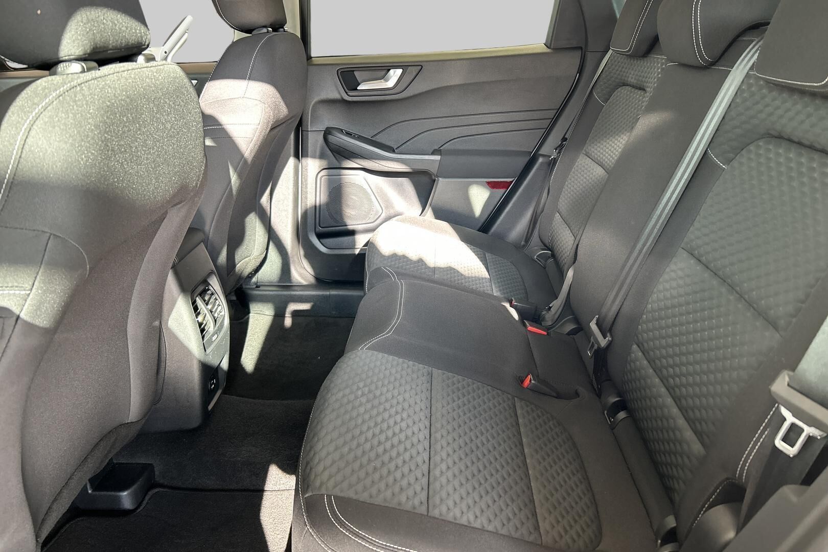 FORD Kuga iso kuva 10