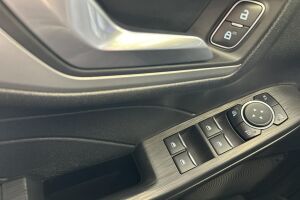 FORD Kuga esikatselu 24