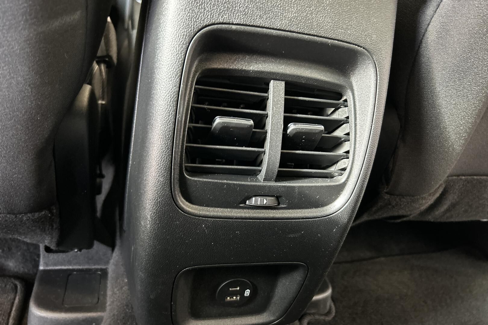 FORD Kuga iso kuva 26