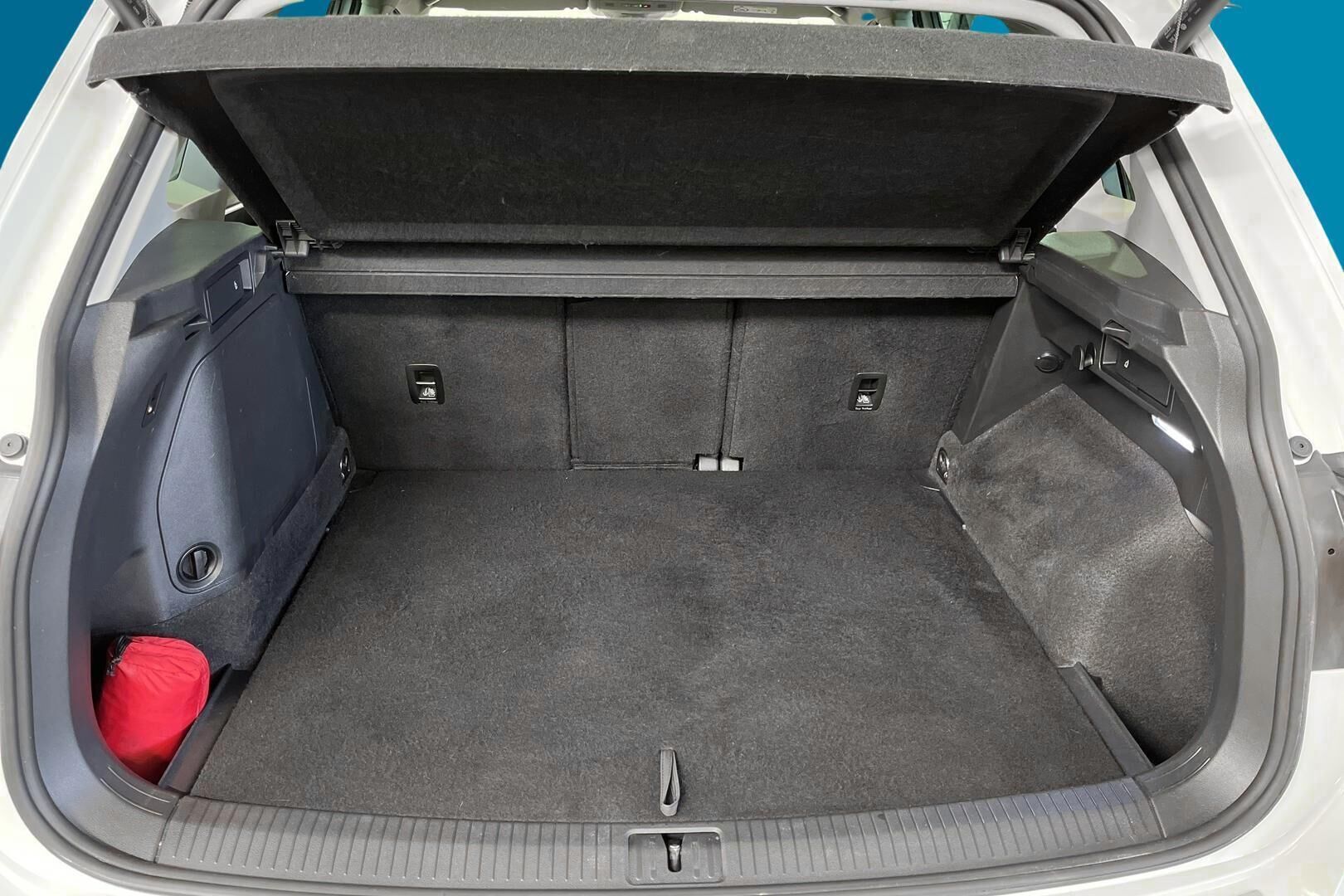 VOLKSWAGEN TIGUAN iso kuva 11