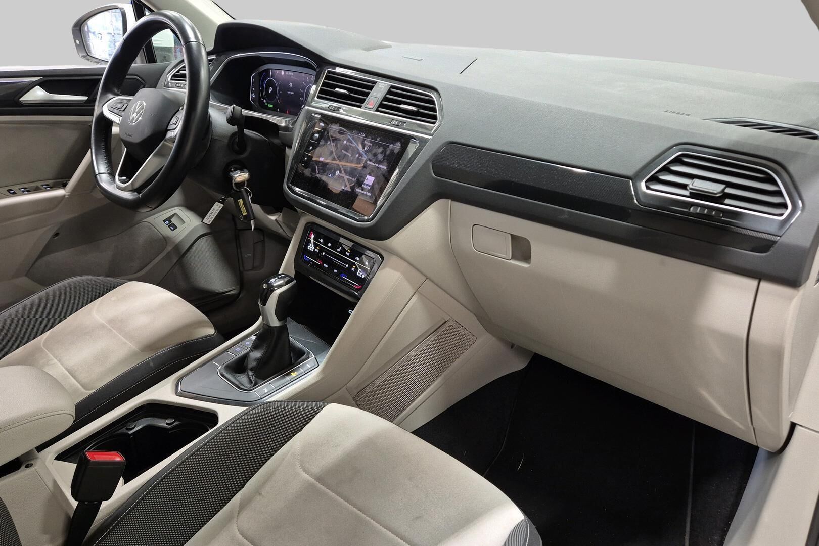 VOLKSWAGEN TIGUAN iso kuva 4