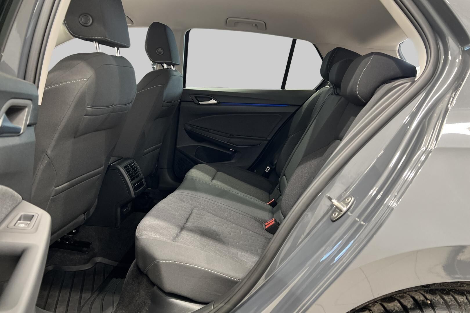 VOLKSWAGEN GOLF iso kuva 10