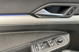 VOLKSWAGEN GOLF esikatselu 30