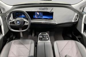 BMW IX esikatselu 10