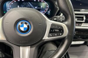 BMW IX3 esikatselu 31