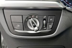 BMW IX3 esikatselu 33