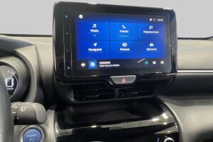 TOYOTA YARIS CROSS esikatselu 14