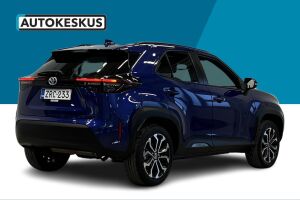 TOYOTA YARIS CROSS esikatselu 5