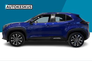 TOYOTA YARIS CROSS esikatselu 8