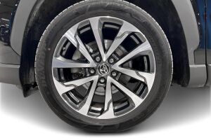 TOYOTA COROLLA CROSS esikatselu 12