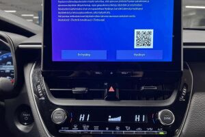 TOYOTA COROLLA CROSS esikatselu 15