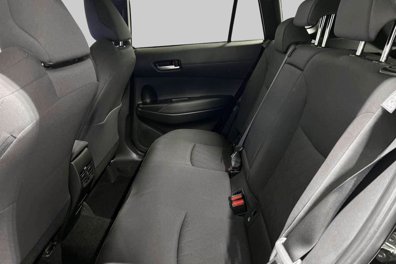 TOYOTA COROLLA CROSS iso kuva 9