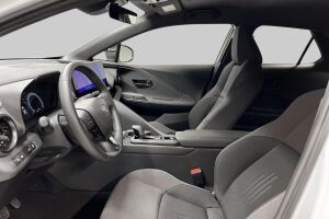 TOYOTA C-HR esikatselu 8