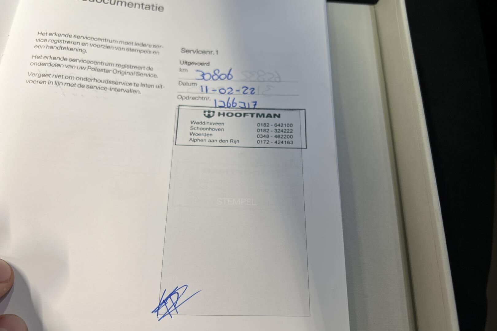 POLESTAR 2 iso kuva 20