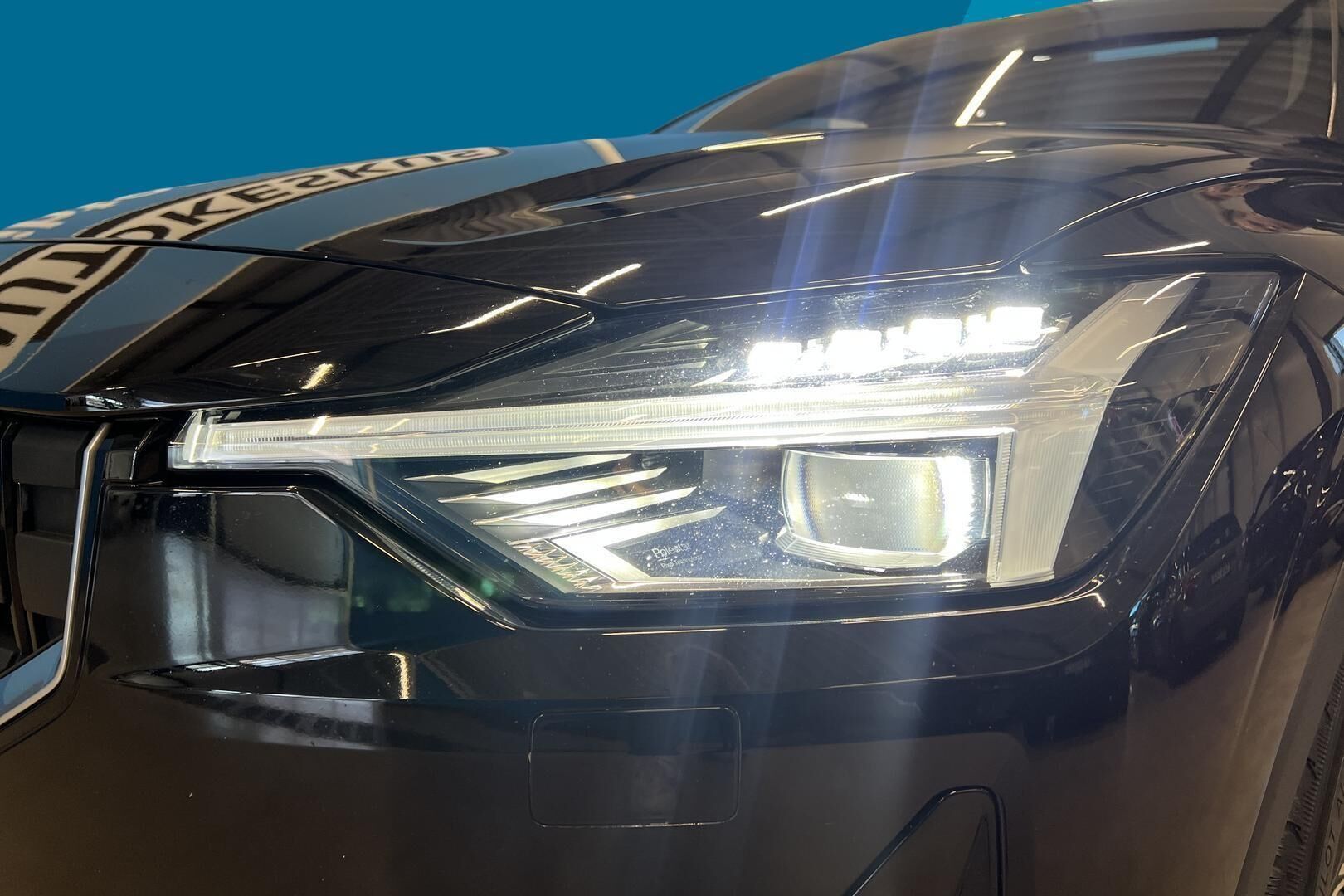 POLESTAR 2 iso kuva 24