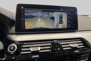 BMW 5-SARJA esikatselu 16