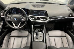 BMW 3-SARJA esikatselu 11