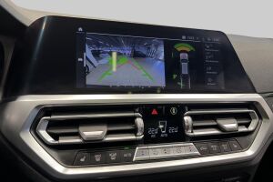 BMW 3-SARJA esikatselu 16