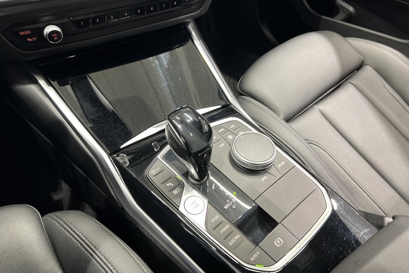 BMW 3-SARJA iso kuva 19