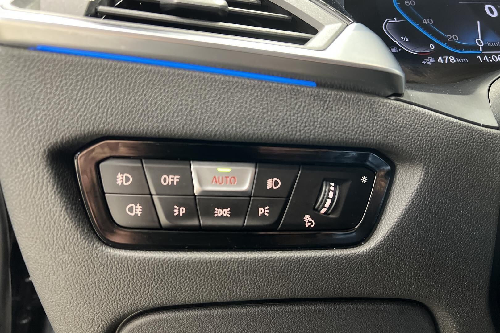 BMW 3-SARJA iso kuva 26