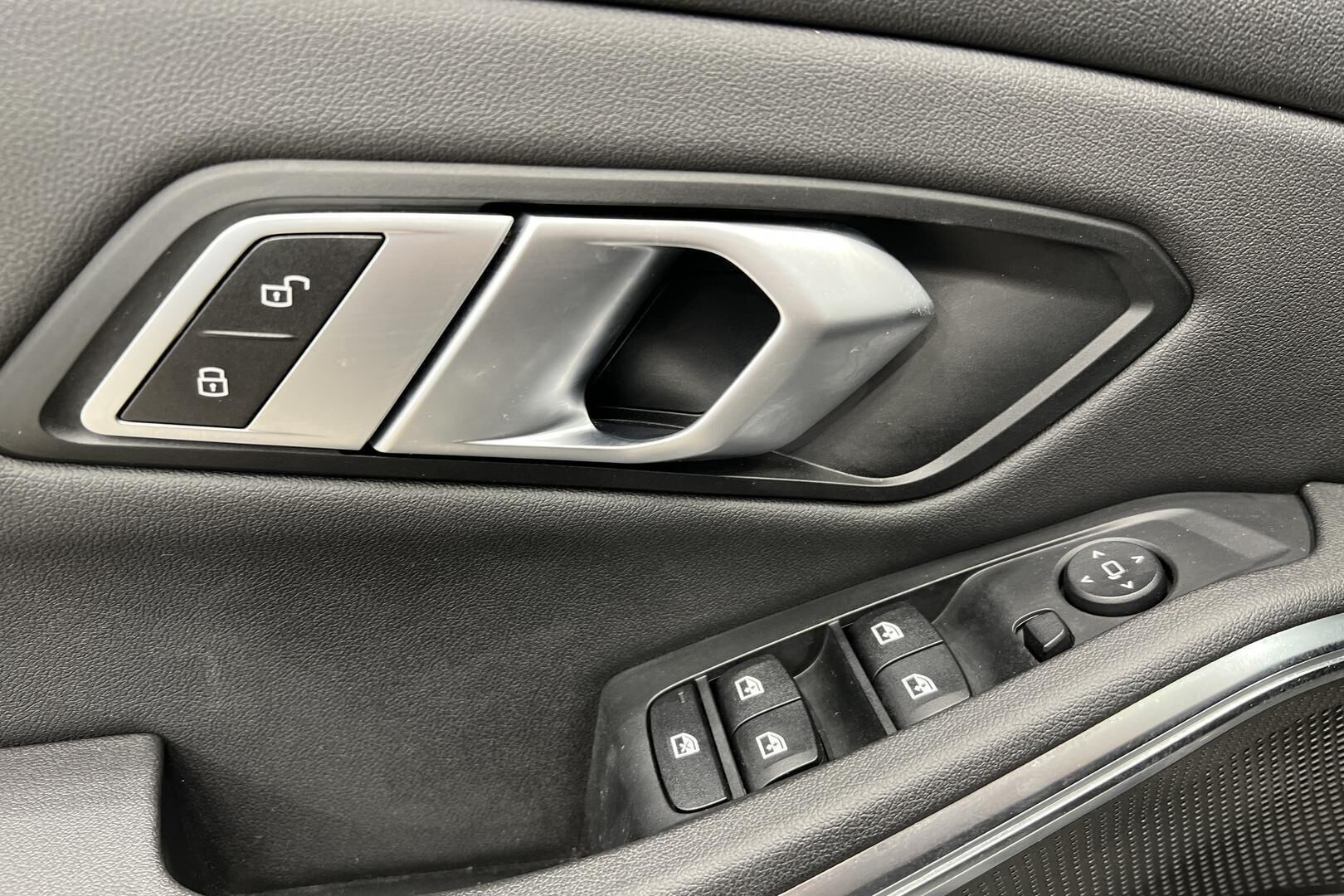 BMW 3-SARJA iso kuva 27