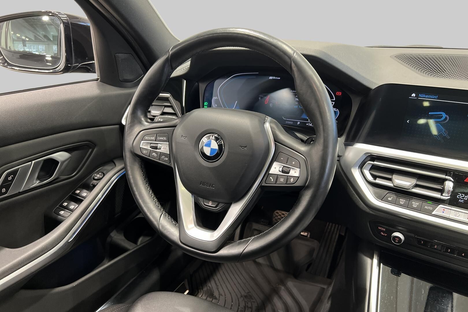 BMW 3-SARJA iso kuva 30