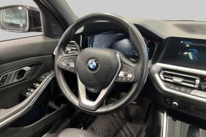 BMW 3-SARJA esikatselu 30