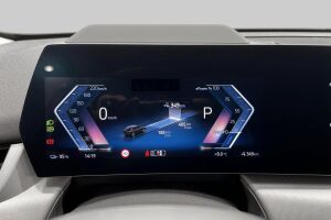 BMW IX2 esikatselu 14