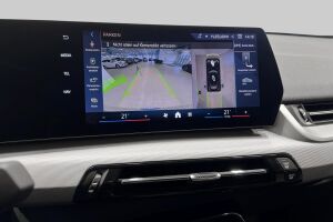 BMW IX2 esikatselu 16