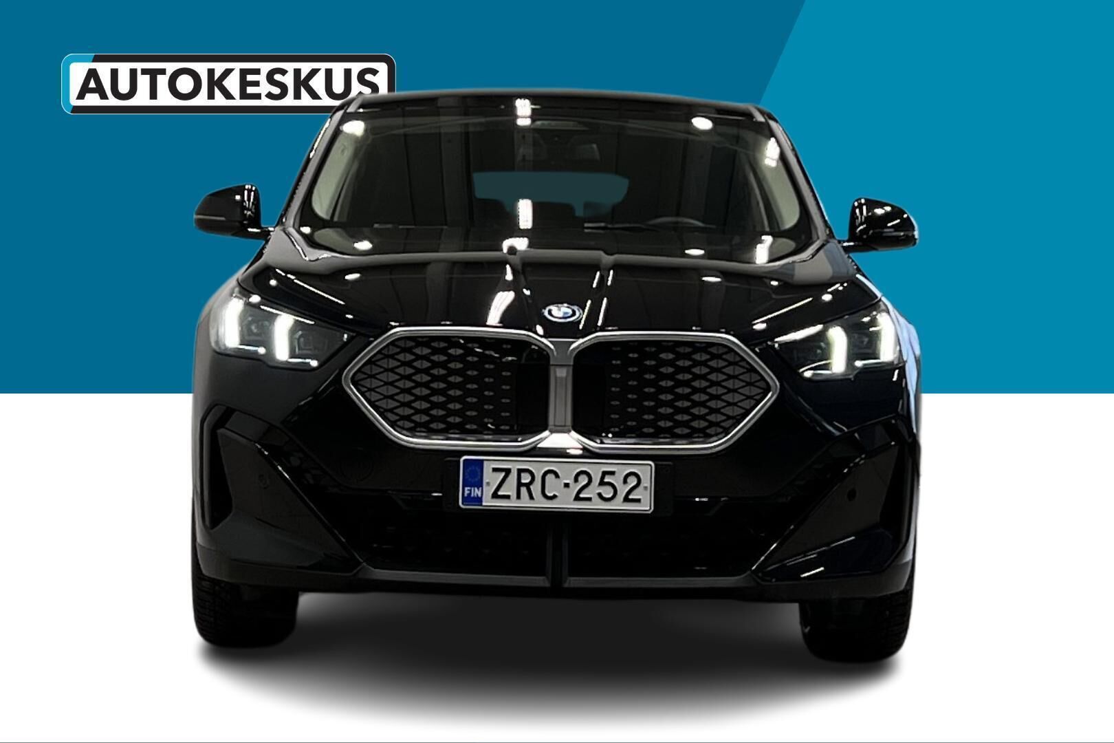 BMW IX2 iso kuva 2