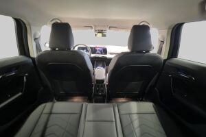 BMW IX2 esikatselu 36