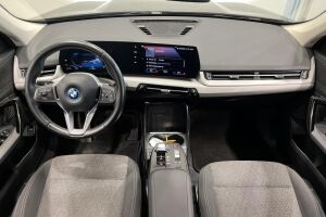 BMW IX1 esikatselu 12