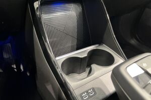 BMW IX1 esikatselu 22