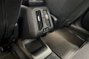BMW IX1 esikatselu 29