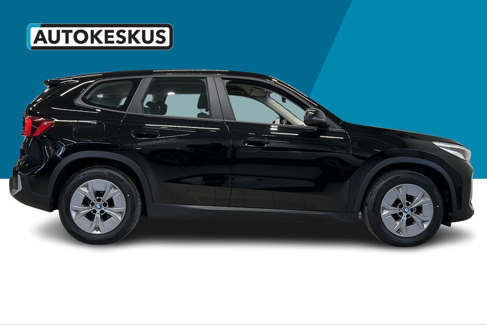 BMW IX1 iso kuva 4
