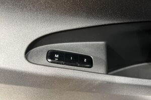 POLESTAR 2 esikatselu 32