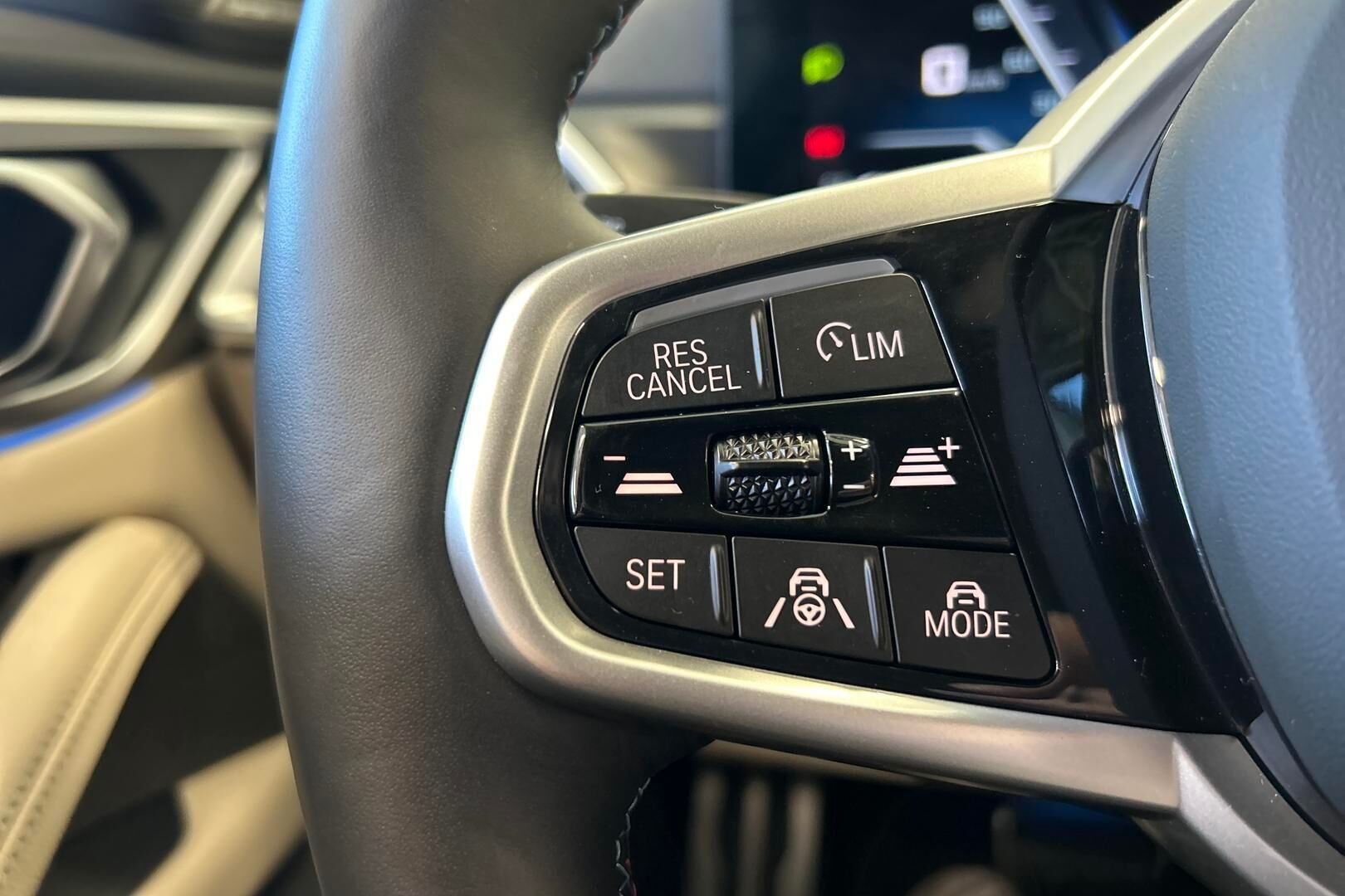 BMW i4 M50 iso kuva 20