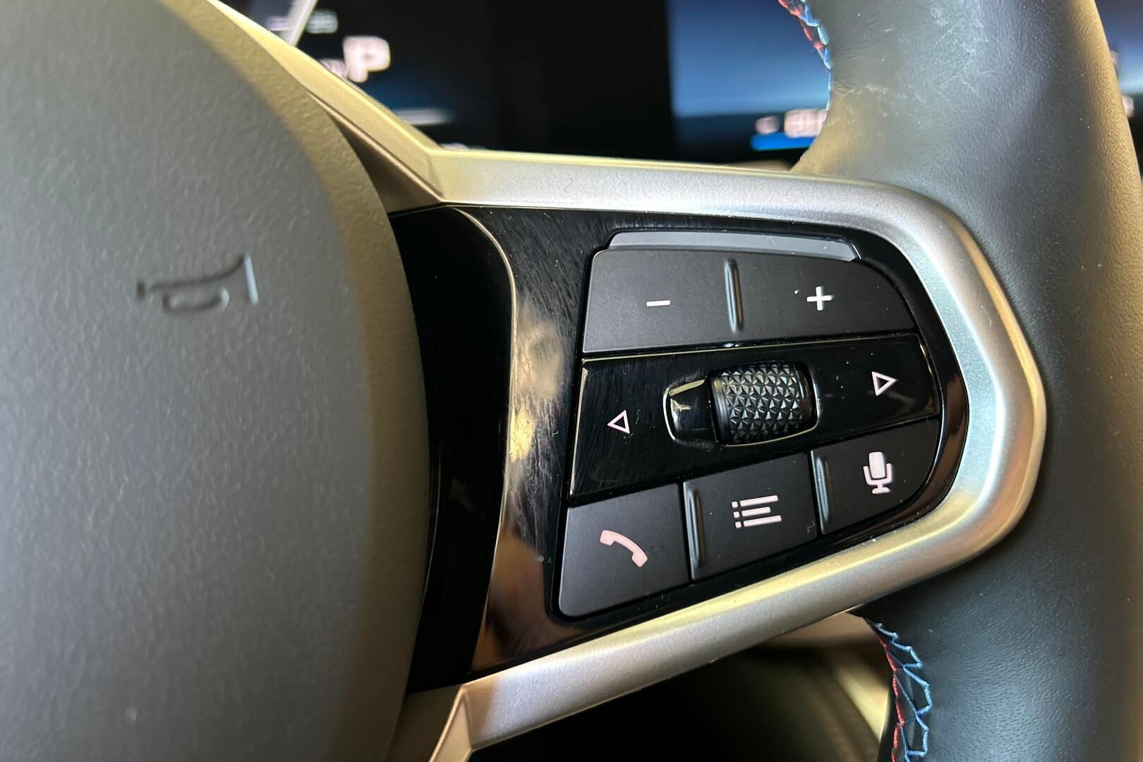 BMW i4 M50 iso kuva 21