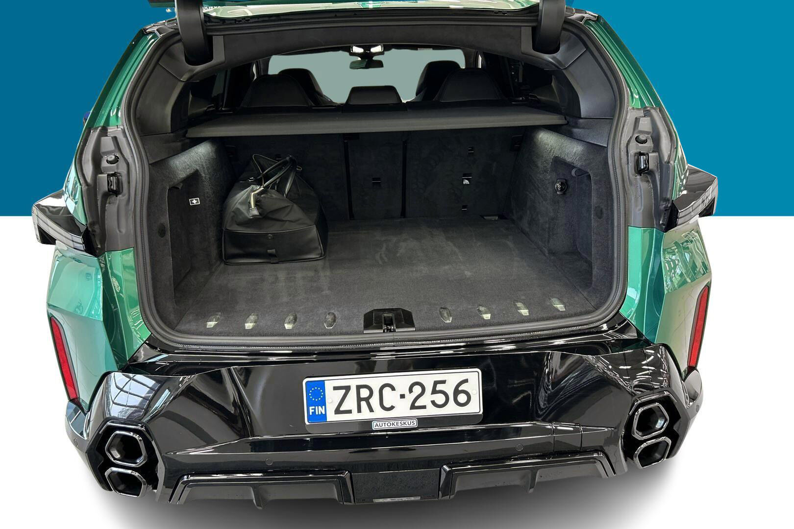 BMW XM iso kuva 12