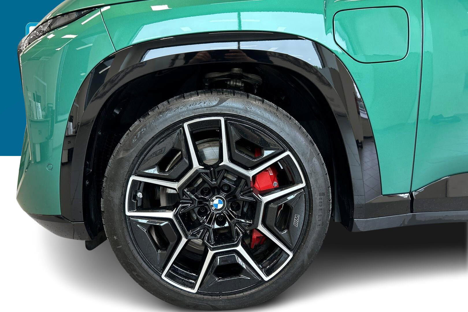 BMW XM iso kuva 13
