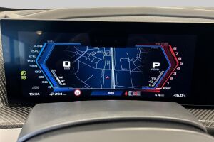 BMW XM esikatselu 14