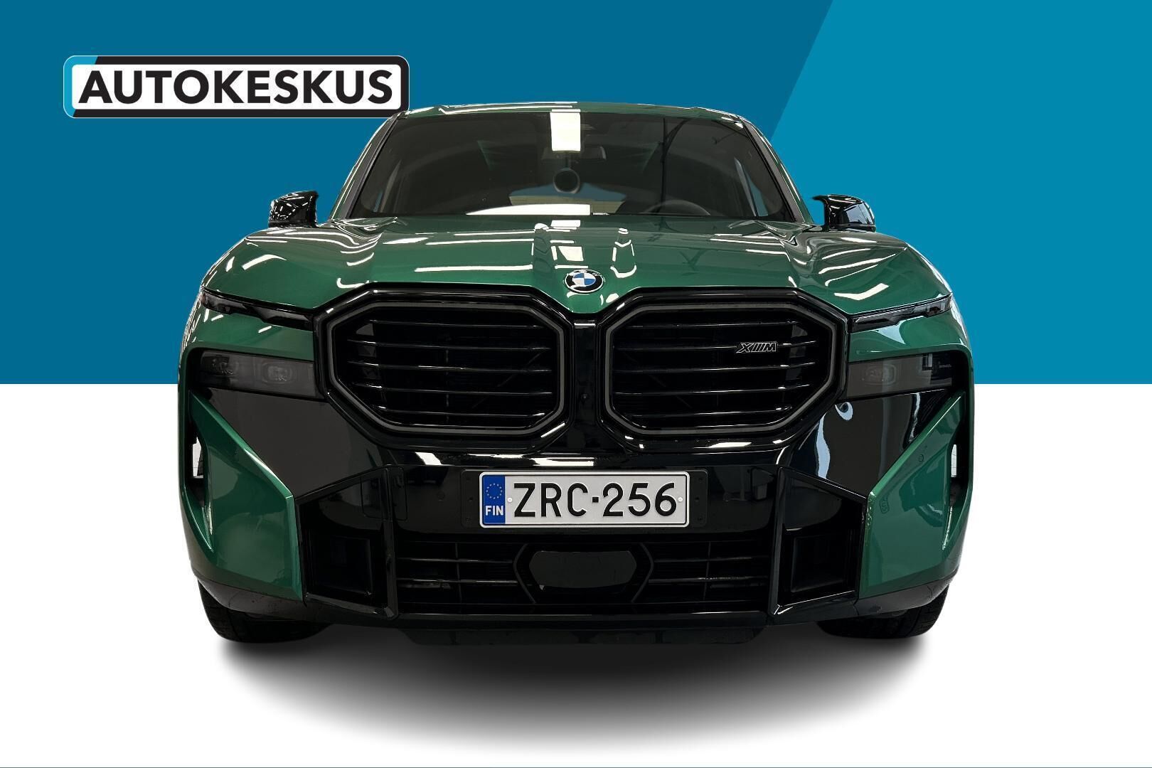 BMW XM iso kuva 2